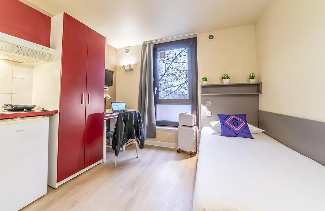 Montempo Appart'Hotel Strasbourg-1